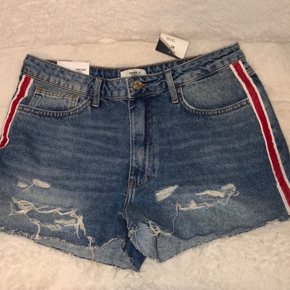 Ripped Denim shorts